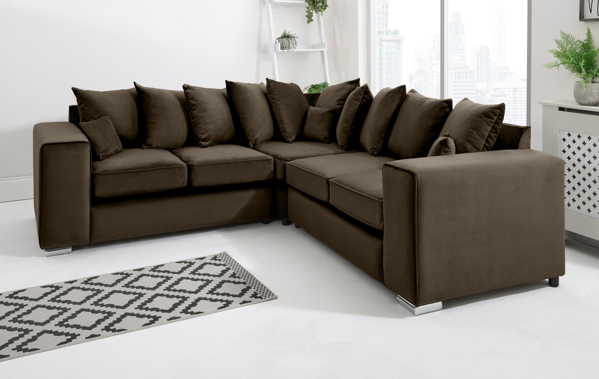 Madrid Corner Scatterback Bourneville