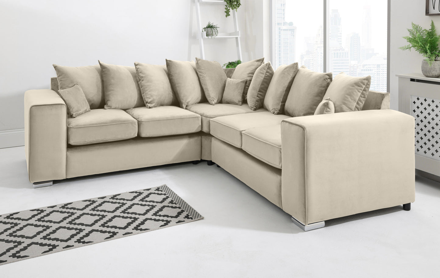 Madrid Corner Scatterback Cream