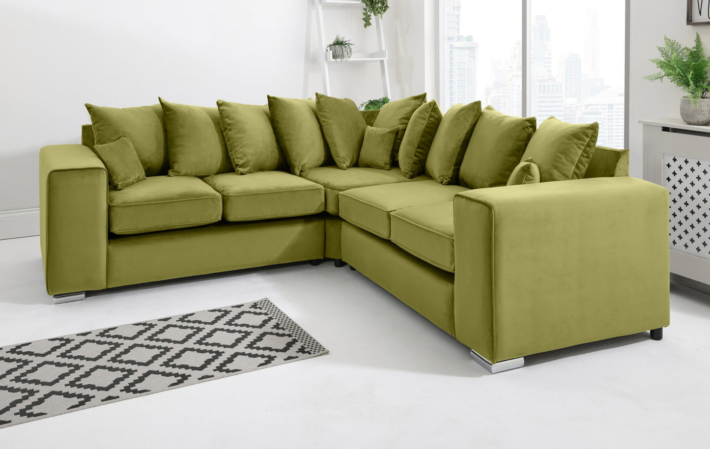 Madrid Corner Scatterback Lime