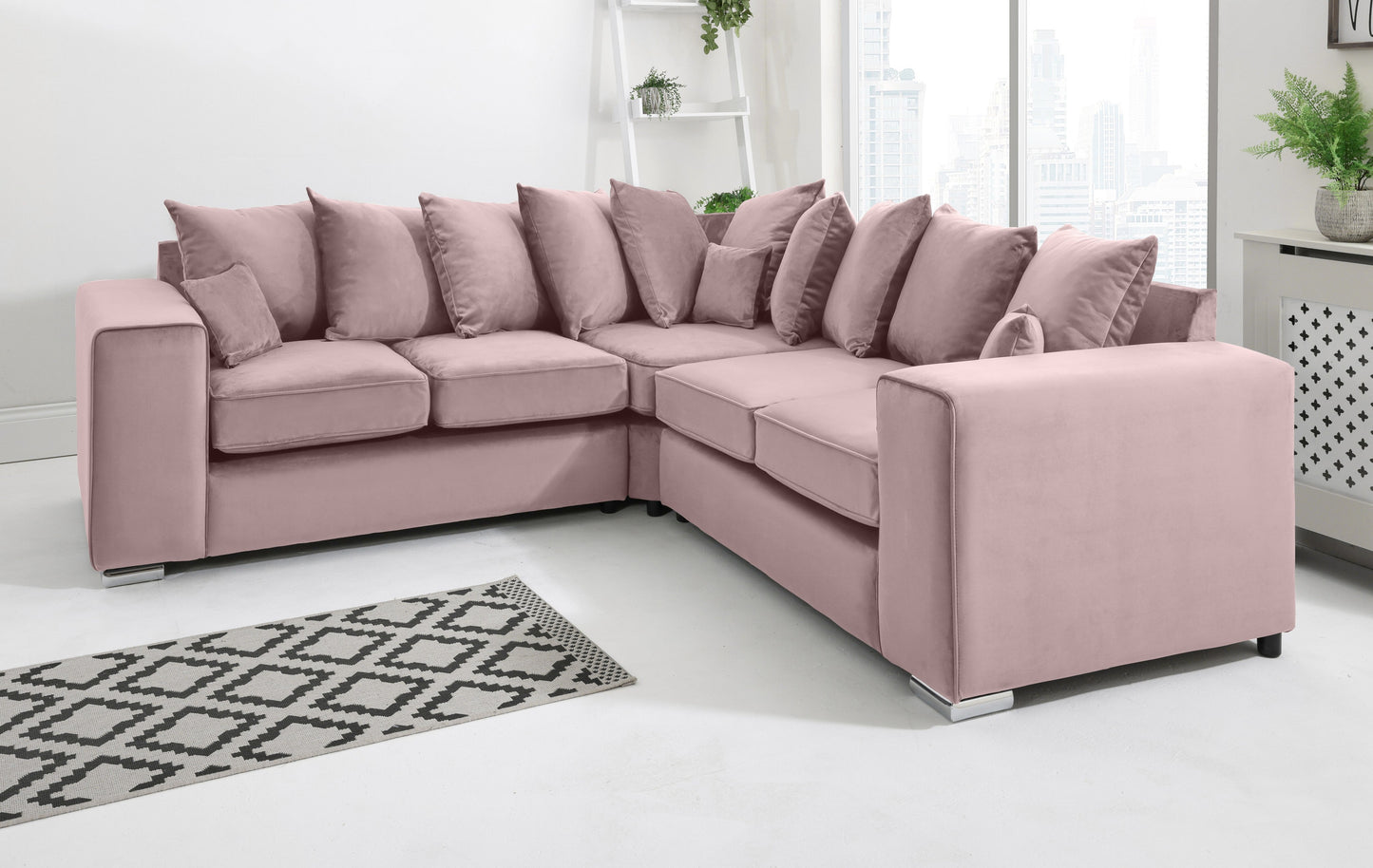 Madrid Corner Scatterback Pink