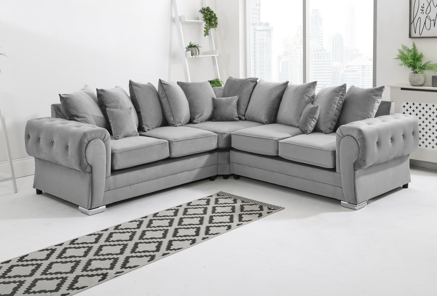 Verona Plush Corner Scatterback Silver